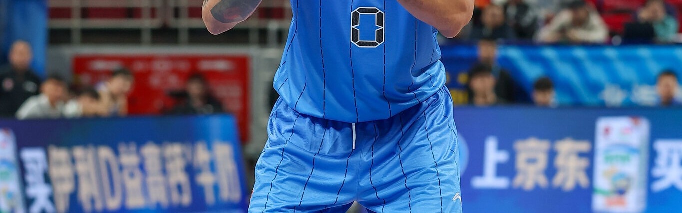 开云体育平台-媒体人：麦基缺乏稳定的一对一单打能力 面对王哲林都以吃瘪告终