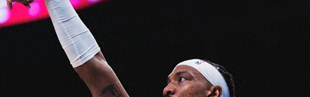 开云体育-轰37+6平赛季新高！班凯罗提前打卡结束连败 稳定性成他唯一软肋|奇才|魔术|奥兰多魔术队|华盛顿奇才队|篮板_新浪体育_新浪新闻